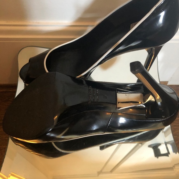 Davis by Ruthie Davis Leather Pump size 7 - Picture 7 of 7